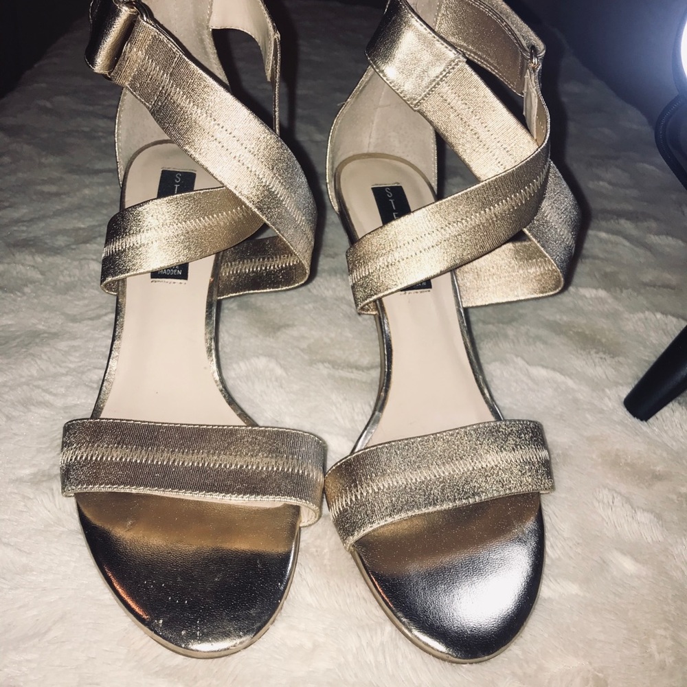 Heels - Picture 3 of 5